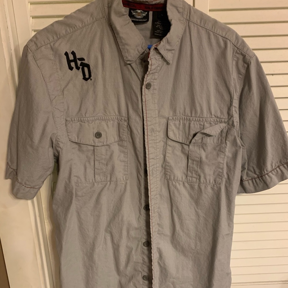 Harley Davidson button down shirt. Men’s